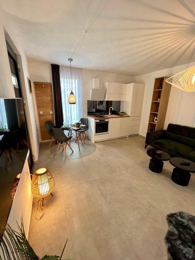 מדולין Apartmani Cube A מראה חיצוני תמונה